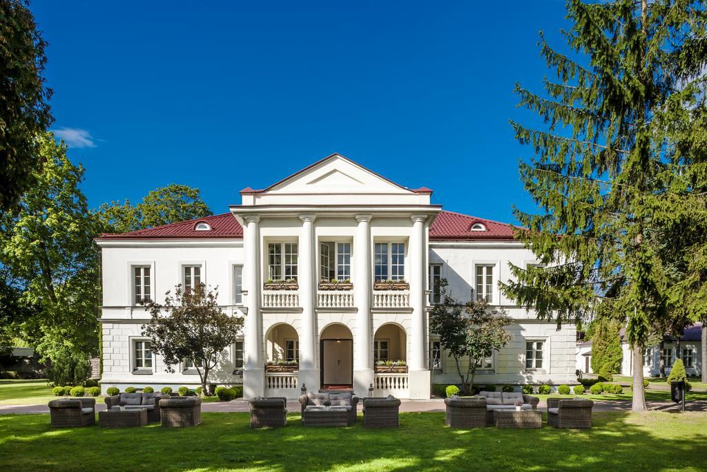 Palac Zegrzynski Zegrze Exterior photo