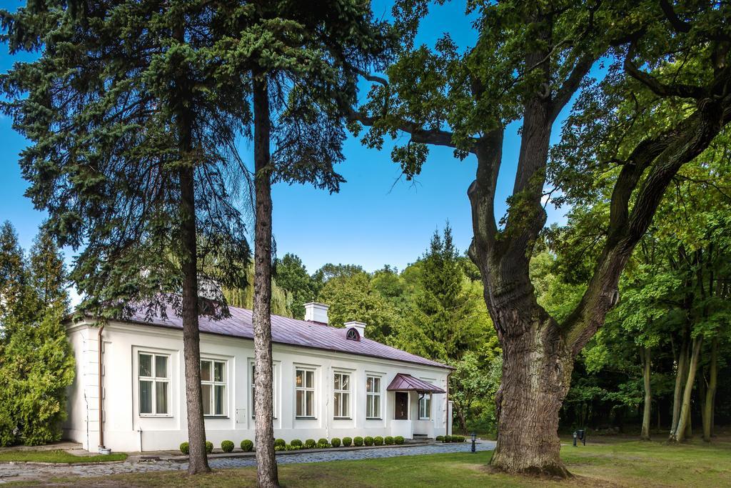 Palac Zegrzynski Zegrze Exterior photo