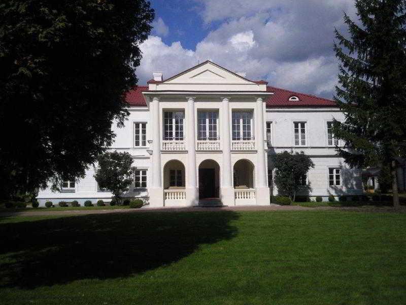 Palac Zegrzynski Zegrze Exterior photo
